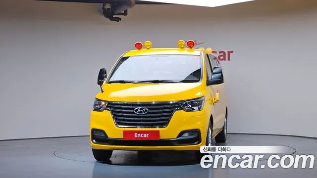 Hyundai Starex 2019 — фото 3