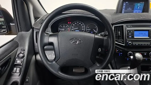 Hyundai Starex 2019 — фото 12