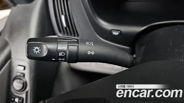 Hyundai Starex 2019 — фото 18