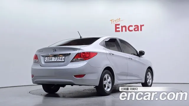 Hyundai Accent 2014 — фото 2