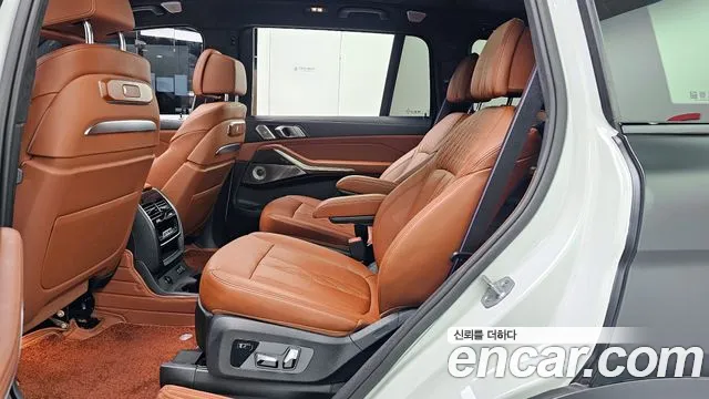 BMW X7 2024 — фото 12
