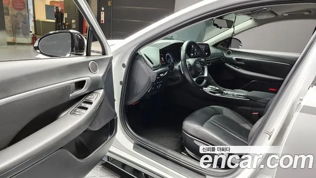 Hyundai Sonata 2023 — фото 13