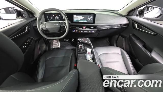 Kia EV6 2025 — фото 10