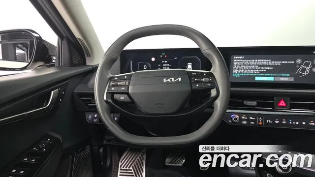 Kia EV6 2025 — фото 19
