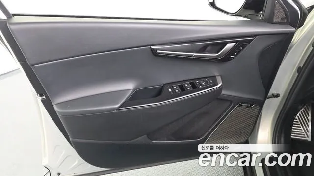 Kia EV6 2025 — фото 14