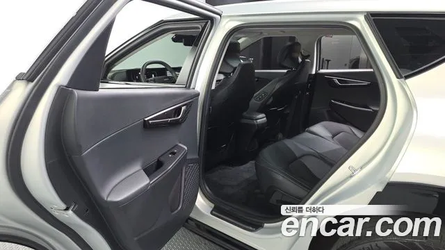 Kia EV6 2025 — фото 16