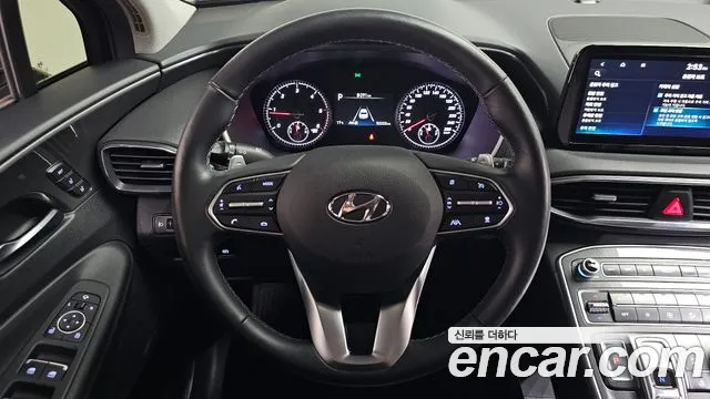 Hyundai Santafe 2022 — фото 19