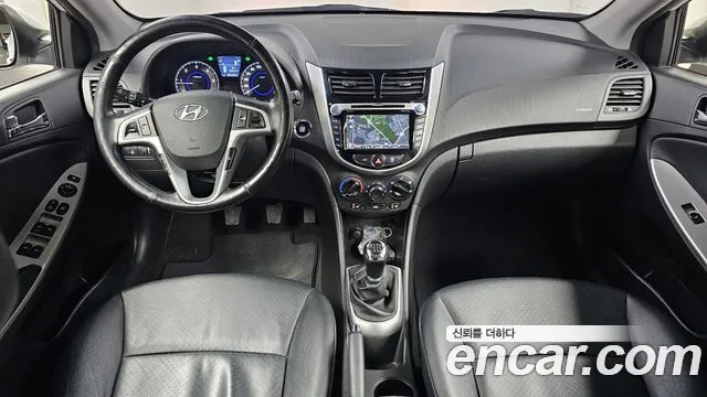 Hyundai Accent 2014 — фото 10