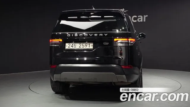 Land Rover Discovery 2018 — фото 4