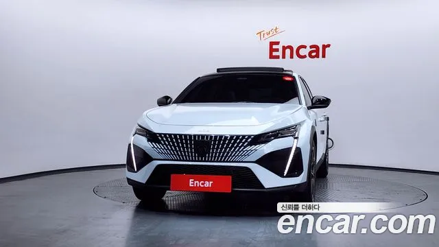Peugeot 408 2024 — фото 3