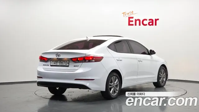 Hyundai AVANTE 2016 — фото 2