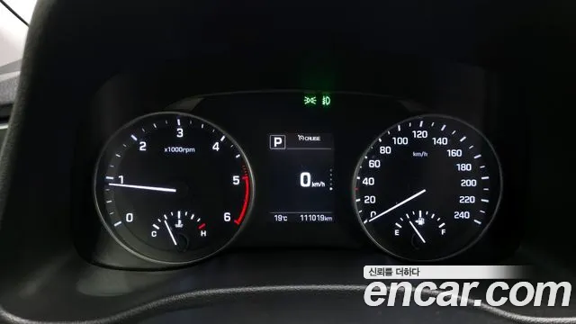 Hyundai AVANTE 2016 — фото 11