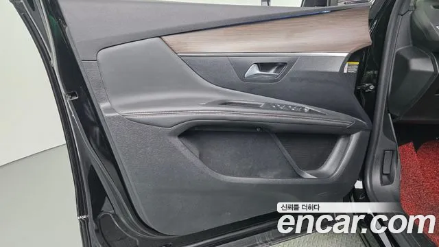 Peugeot 3008 2023 — фото 14