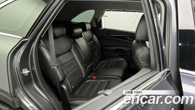Kia Sorento 2020 — фото 18