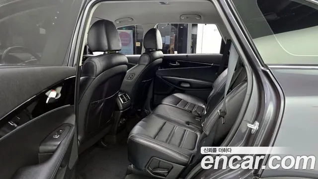 Kia Sorento 2020 — фото 16