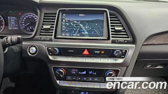 Hyundai Sonata 2019 — фото 20