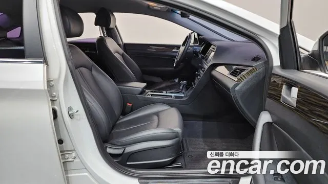 Hyundai Sonata 2016 — фото 17