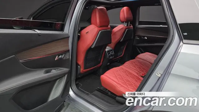 Peugeot 5008 2024 — фото 16