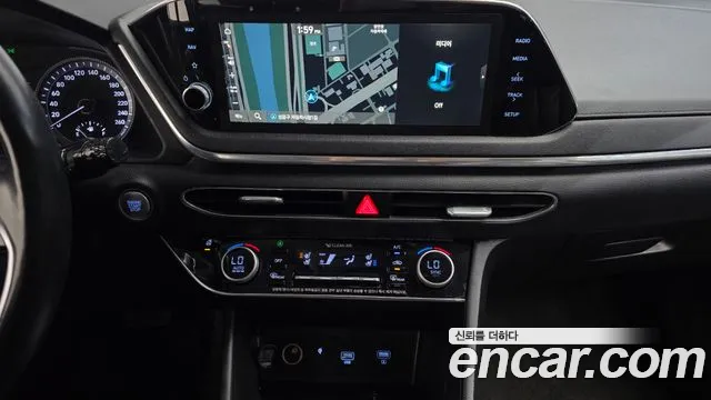 Hyundai Sonata 2021 — фото 15
