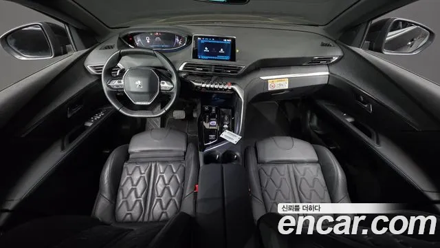 Peugeot 5008 2024 — фото 10