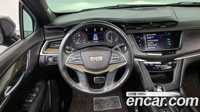 Cadillac XT5 2020 — фото 18