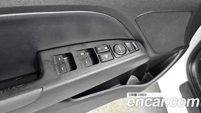 Hyundai AVANTE 2016 — фото 18