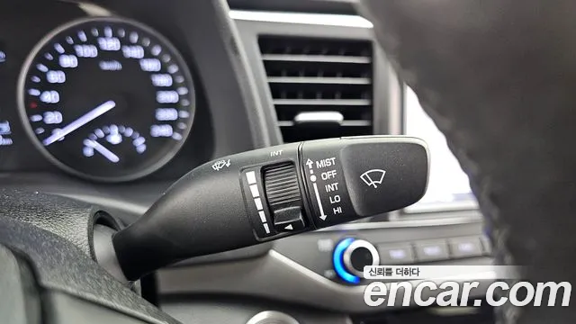 Hyundai AVANTE 2016 — фото 19
