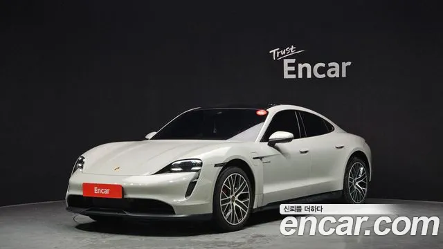 Porsche Taycan 2021 — фото 1