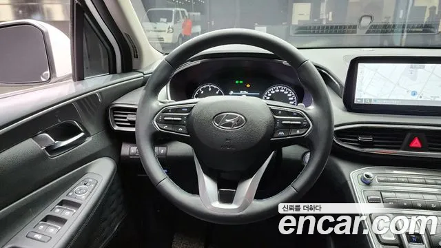 Hyundai Santafe 2022 — фото 14