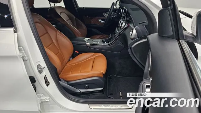 Mercedes-Benz GLC-Class 2021 — фото 18