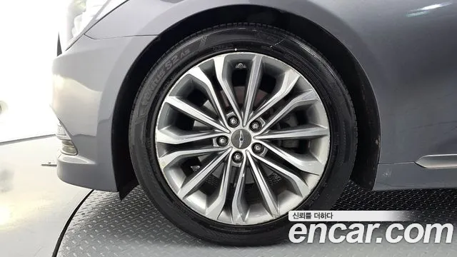 Hyundai Genesis 2015 — фото 5