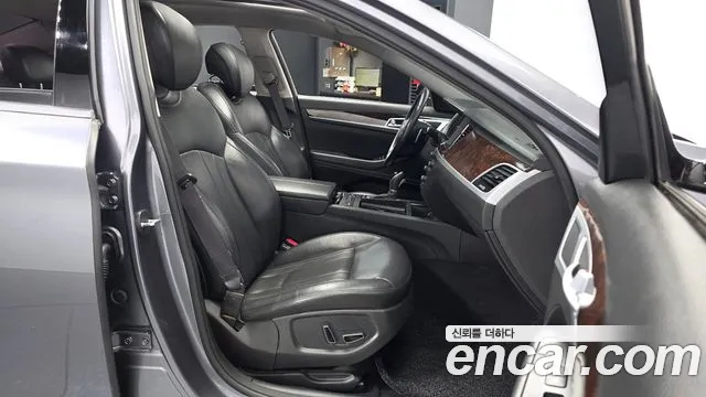 Hyundai Genesis 2015 — фото 11