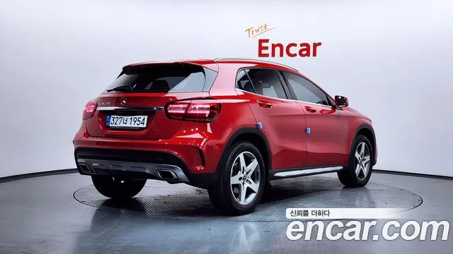 Mercedes-Benz GLA-Class 2019 — фото 2