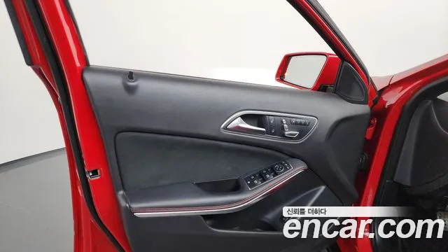 Mercedes-Benz GLA-Class 2019 — фото 14