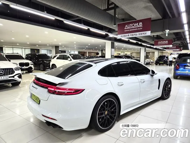Porsche Panamera 2020 — фото 4