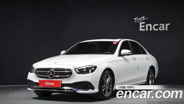 Mercedes-Benz E-Class 2022 — фото 1