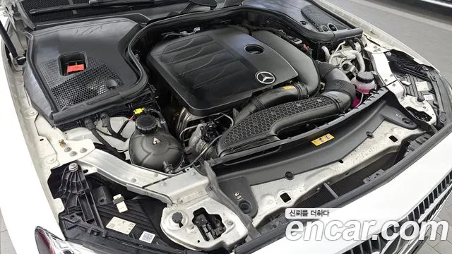 Mercedes-Benz E-Class 2022 — фото 6