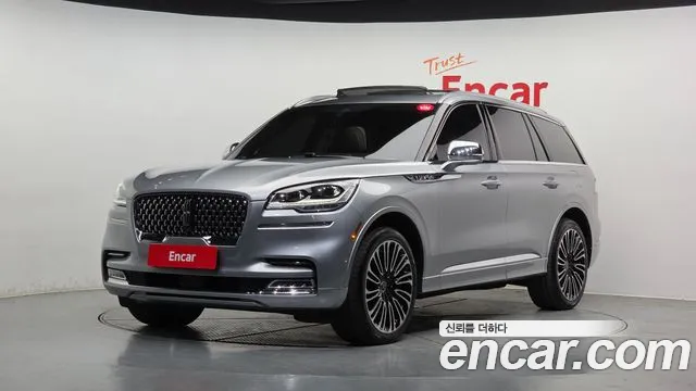 Lincoln Aviator