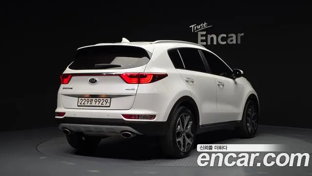 Kia Sportage 2018 — фото 2