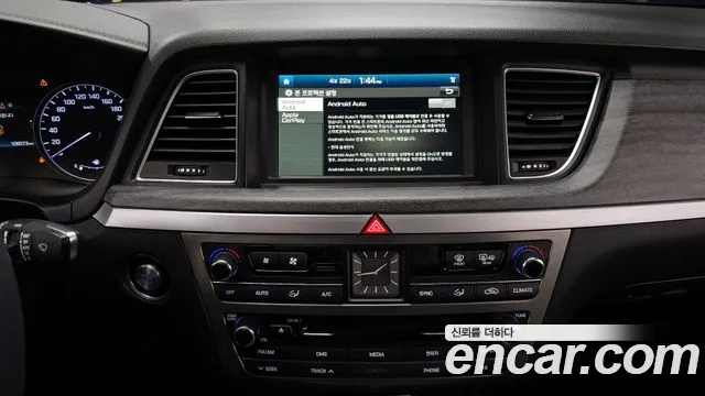 Hyundai Genesis 2015 — фото 14