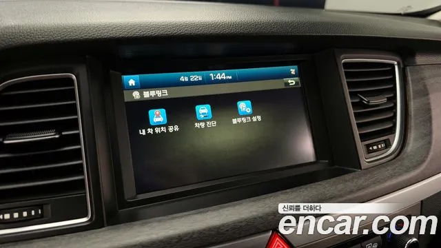 Hyundai Genesis 2015 — фото 18