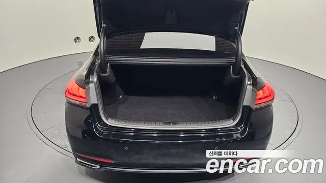 Hyundai Genesis 2015 — фото 20