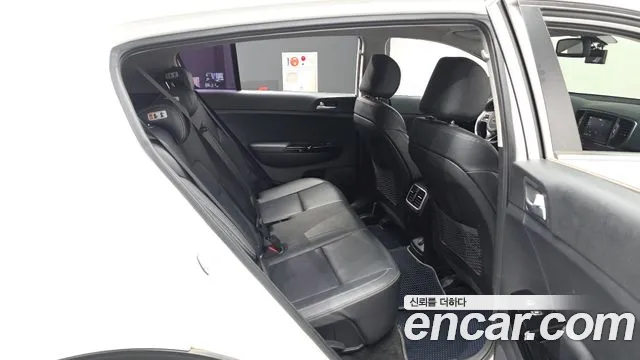 Kia Sportage 2016 — фото 12