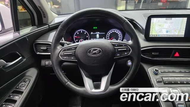 Hyundai Santafe 2023 — фото 19