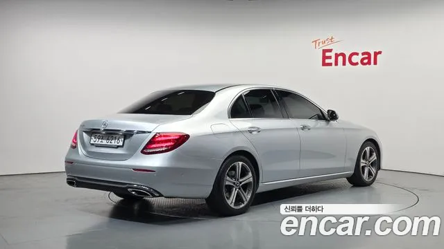 Mercedes-Benz E-Class 2019 — фото 2