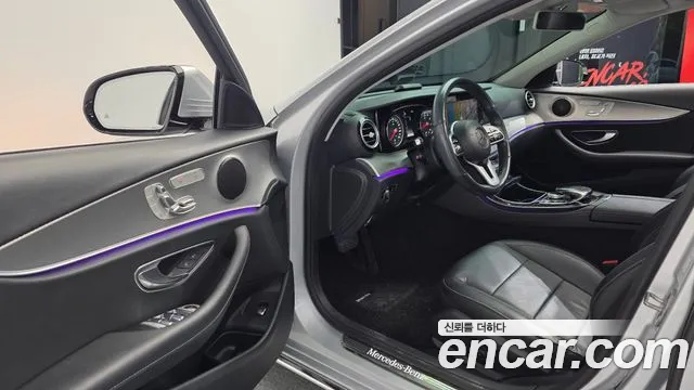Mercedes-Benz E-Class 2019 — фото 13
