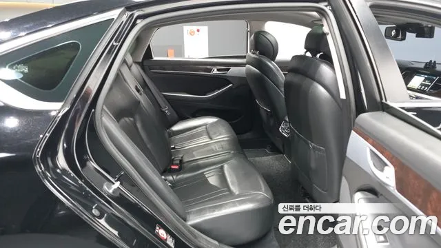 Hyundai Genesis 2015 — фото 18