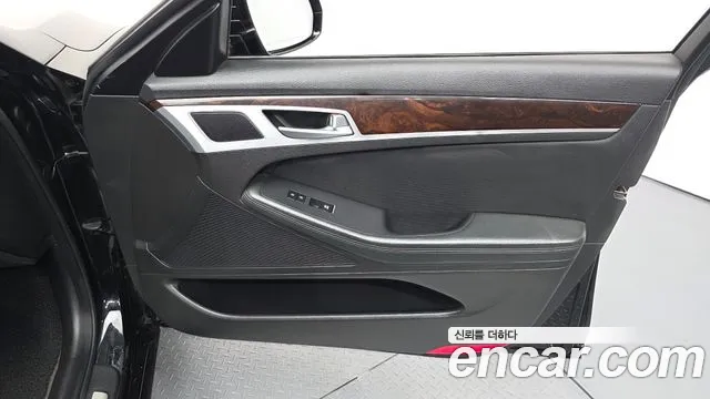 Hyundai Genesis 2015 — фото 14