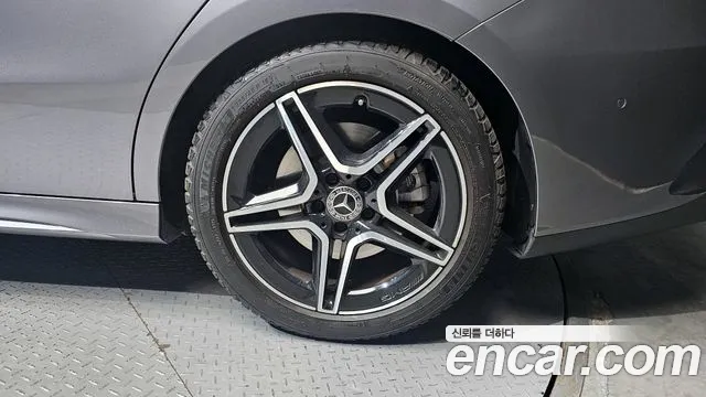 Mercedes-Benz CLA-Class 2023 — фото 7