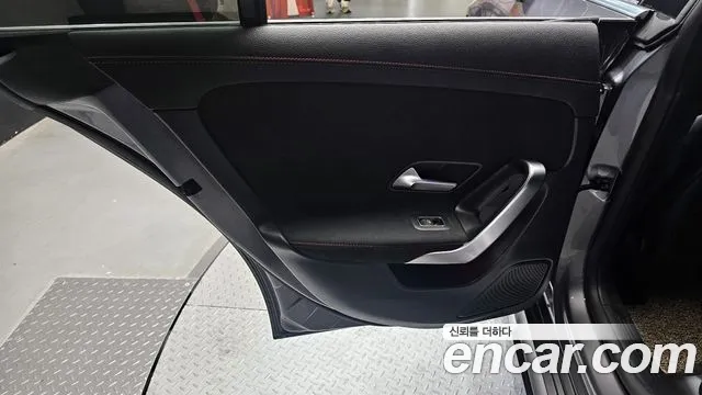 Mercedes-Benz CLA-Class 2023 — фото 15